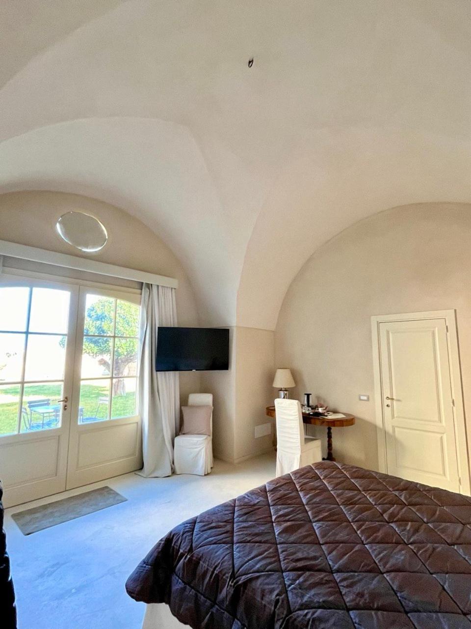 Casina Fontana Bed & Breakfast เลชเช ภายนอก รูปภาพ